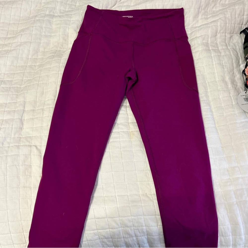 Victoria Secret Sport Capris. Size S